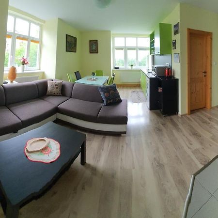 Apartman Helenka Stara Morava Татранська Ломниця Екстер'єр фото