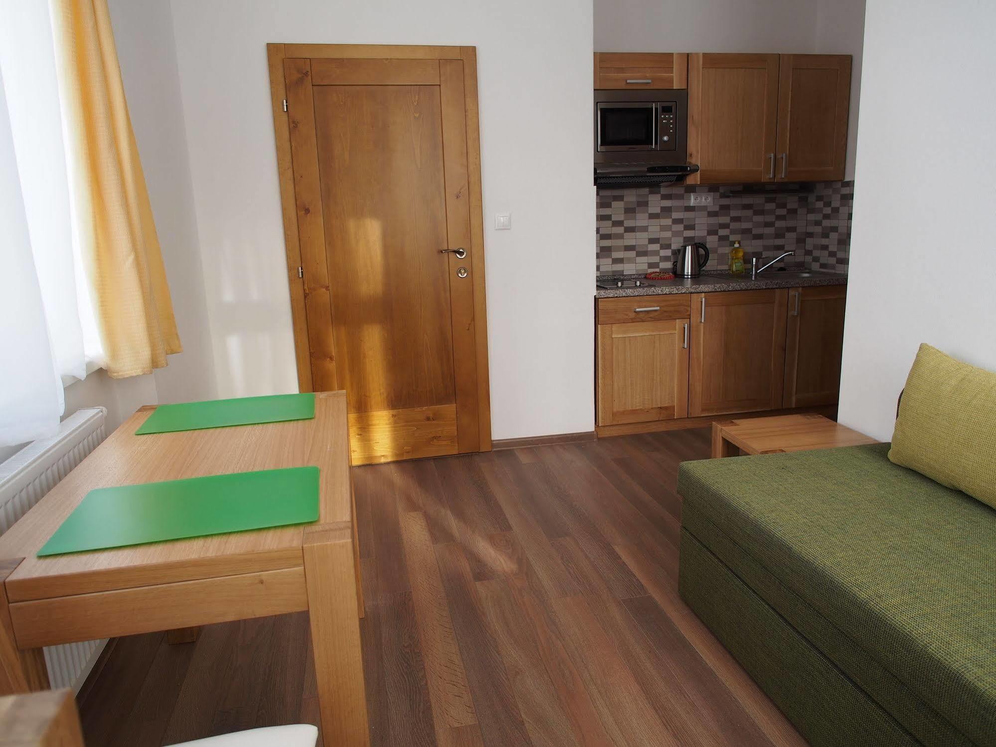 Apartman Helenka Stara Morava Татранська Ломниця Екстер'єр фото